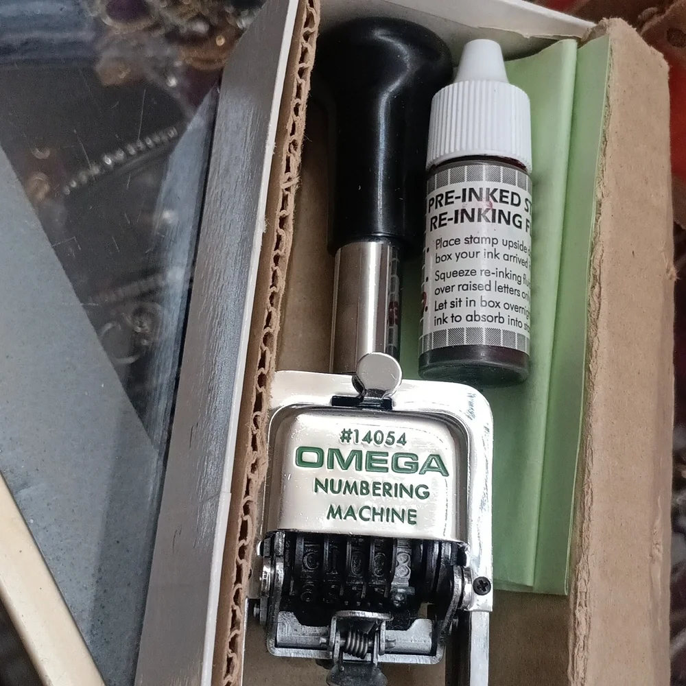 Numbering machine